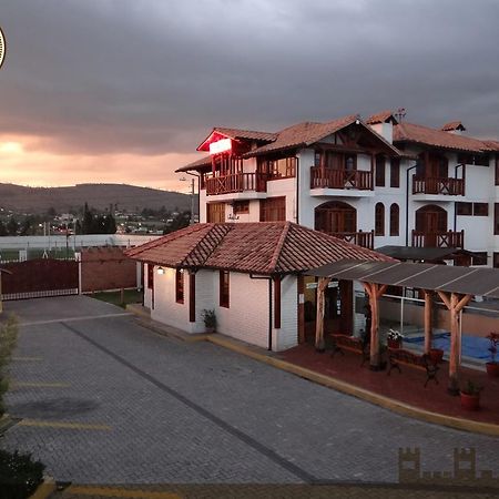 Salcedo Hosteria El Imperio Real מראה חיצוני תמונה