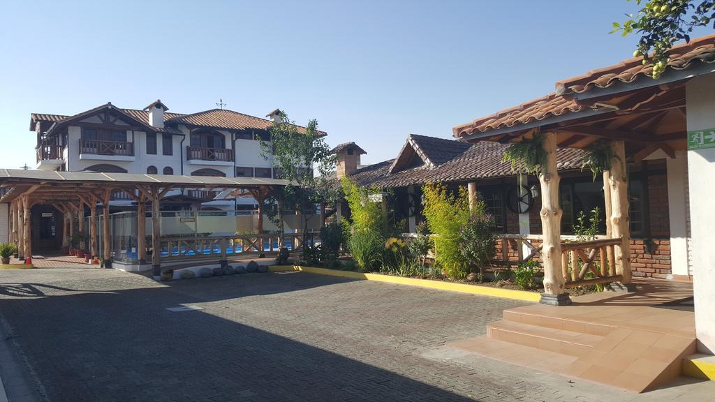 Salcedo Hosteria El Imperio Real מראה חיצוני תמונה