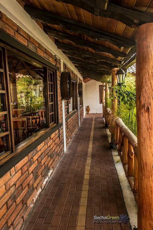 Salcedo Hosteria El Imperio Real מראה חיצוני תמונה