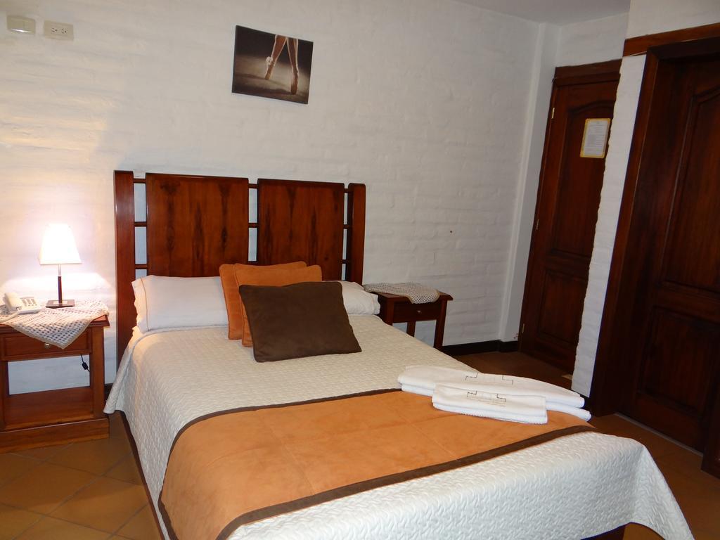 Salcedo Hosteria El Imperio Real מראה חיצוני תמונה